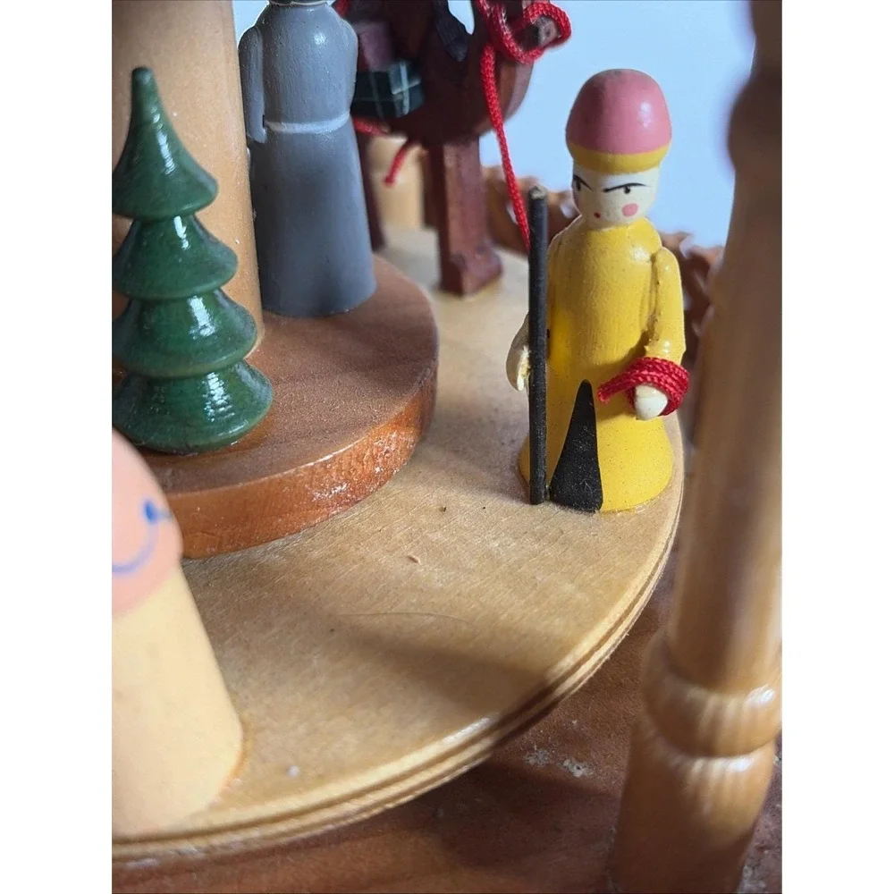 VTG Pyramid Nativity Carousel Parts Make Ornaments Wood Christmas Craft READ